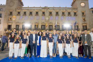 Alicante enciende el recorrido oficial de las Hogueras con más de 650.000 luces led