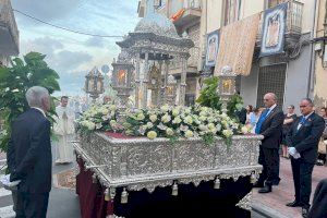 Borriana celebra el Corpus Christi: busca't en la Solemne processó