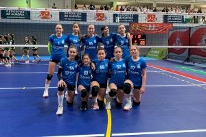 Xàtiva Dental Carralero Voleibol ha disputado el campeonato de España infantil femenino de máximo nivel en Almería