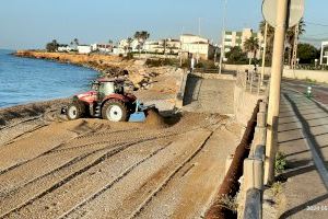 La Regidoria de Costa Nord, Costa Sud i Ermita adequa les cales i platges de Vinaròs