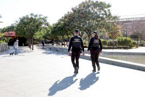 La Policía Local de València cierra la campaña de vigilancia en parques y jardines con 1.553 actuaciones en un mes