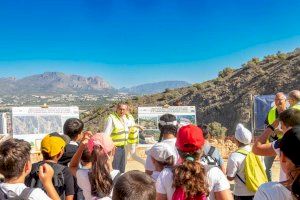 Más de 400 escolares de Benidorm visitan la Cantera del Racó de l’Infern para conmemorar el Día Mundial del Medio Ambiente