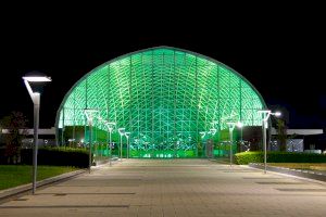 La cúpula de Feria Valencia se ilumina de verde en el Global Exhibitions Day