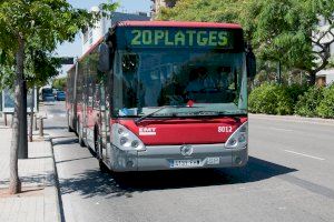 EMT València ofrece 11’5 millones de plazas para desplazarse hasta las playas este verano