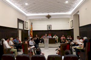 El pleno del Ayuntamiento de Sagunto aprueba una moción en relación al Día Internacional del Orgullo