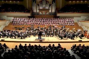 La Banda Simfònica Municipal de València ompli de música els Jardins del Palau