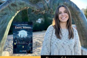 La setabense Aitana Molina presenta este viernes en la Casa de Cultura su poemario «Enero, febrero»