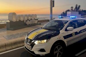 Oropesa del Mar se blinda para el verano ante la 'riada' de visitantes: lucha contra la venta ambulante y la okupación en el foco