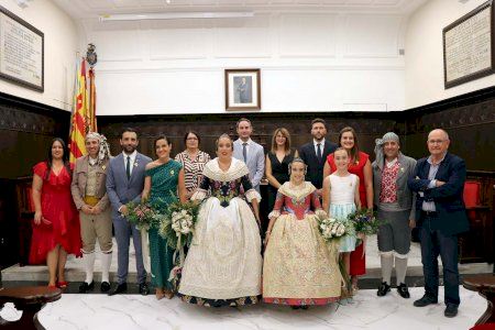 Sagunto proclama a Teresa Aparicio y Julia Palanca como Falleras Mayores de la comarca para el ejercicio 2024-2025