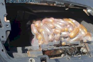 Un traficante de hachís pillado con 50 kilos de droga escondidos en "caletas" y un trastero en Alicante