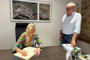 La delegada del Consell a Castelló es reunix amb l’alcalde de Sierra Engarcerán