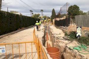 Elche insta a la CHS a completar el proyecto del alcantarillado de Peña de las Águilas y Llano de San José