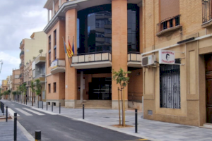 Albal iluminará el Ayuntamiento con la bandera nacional para celebrar la coronación del Rey Felipe VI