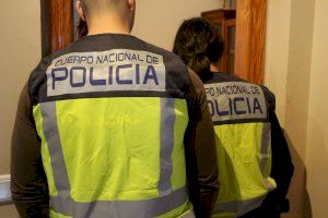 La Policía Nacional detiene a un hombre por cometer estafas a través de webs y aplicaciones de compraventa