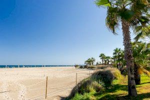 Rescate en la Noche de San Juan: salvan a un hombre de madrugada en una playa de Castellón