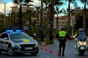 Enxampen a un conductor circulant embriac i amb un permís de conduir fals pels carrers d'Oropesa