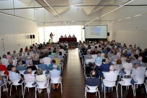 Homenaje a Salvador Fernández Calabuig y su contribución a Torrent y la economía valenciana