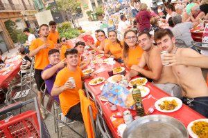 GALERIA | Explosión de sabor y hermandad en el día de las paellas de las fiestas de Sant Pere en Castellón