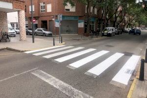 El Ayuntamiento de Alaquás realiza nuevos trabajos de pintura y mantenimiento de señalización vial