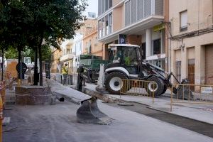 Ontinyent millora la xarxa d'aigua potable i clavegueram de tres carrers amb 100.000 euros de la Diputació