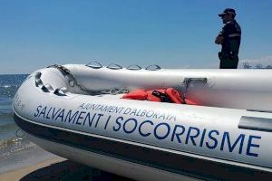 Alboraya roza la tragedia: Rescatados cuatro menores y un hombre que se ahogaban en la playa