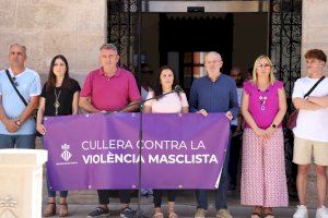 Cullera se concentra para rechazar el último asesinato machista en Villena