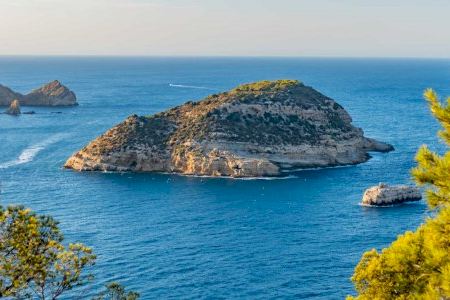 Coneix les illes d'Alacant en 3 dies