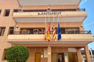 El Ayuntamiento de El Campello convoca un minuto de silencio por el asesinato machista de una mujer el Villena