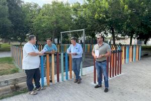 L'Ajuntament remodela íntegrament la zona de jocs infantils del carrer Favara