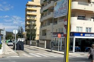 La Policía Local de Peñíscola señaliza la Ruta Escolar con ilustraciones de escolares