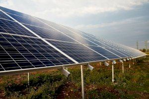 L'empresa confia que la nova legislació valenciana agilitze el megaparc solar de la Plana Baixa