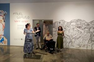 Beldjilali anima a visitar la exposición de Miguel Calatayud, “referente de la ilustración en España”