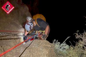 Rescatan a un joven de 24 años en la vía ferrata de Redován tras sufrir una caída a consecuencia del agotamiento