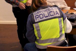 La Policía Nacional rescata a una mujer obligada a ejercer la prostitución en Valencia