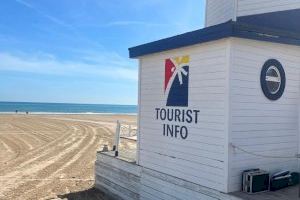 Turisme Comunitat Valenciana refuerza el servicio Tourist Info este verano con 36 oficinas y puntos de atención al visitante adicionales