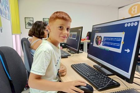 Espacio Joven desarrolla la primera edición en Villena del Campamento Digital con la Fundación Ciberseguridad