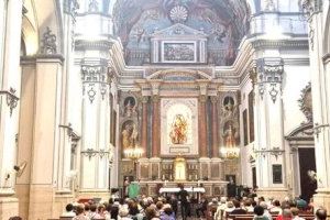 La orquesta Maestro García Navarro, de la Sociedad Musical 'La Artística' de Chiva, cierra el ciclo de conciertos "Serenatas de San Juan"