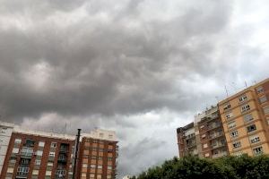 Lluvia y temperaturas estables este miércoles antes de la ola de calor en la Comunitat Valenciana