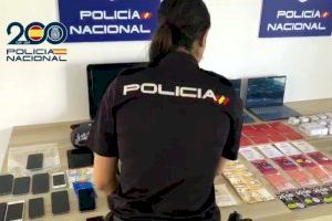 Banda criminal desarticulada en Alicante: falsificaban documentos para estafar a empresas telefónicas y bancos