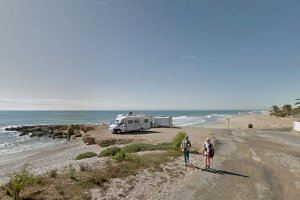 Imagen de archivo de caravanas en la playa de Alcossebre