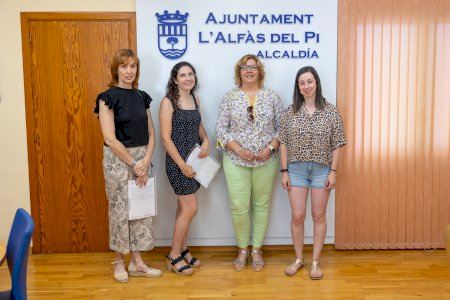 El Ayuntamiento de l’Alfàs renueva los convenios de colaboración con las AMPAS de los colegios e instituto
