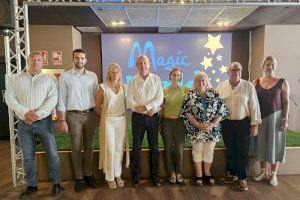 María Olaru, campeona olímpica de gimnasia, dona su mallot de Sydney 2000 a Oropesa del Mar