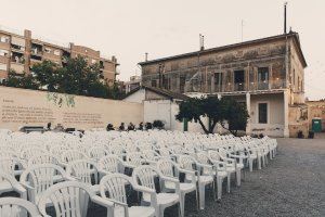 El cinema d’estiu arriba al pati de la Casa dels Artillers de Foios