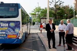 Benidorm instala ocho nuevas marquesinas en paradas de autobús de distintos barrios