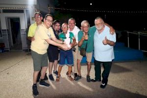 El Doble Amor rinde homenaje a Toni Pérez y Casimiro Vila durante su cena solidaria de verano