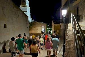 La poesía invade las calles de Oropesa del Mar con un evento que fusiona literatura y patrimonio