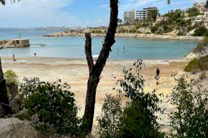 La mar torna a cobrar-se la vida d'un altre banyista: mor un home en una platja del Campello