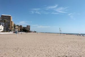 Las playas de La Pobla de Farnals vuelven a la normalidad