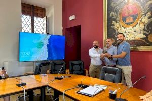 El Ayuntamiento de Elche entrega los ‘Premios Iniciativa Emprendedora’ de abril y mayo