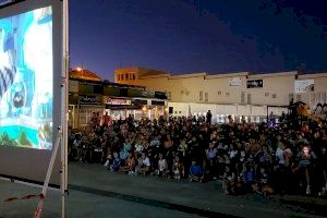 La plaza del Sol disfrutó de la cuarta sesión de cine estival ayer por la noche